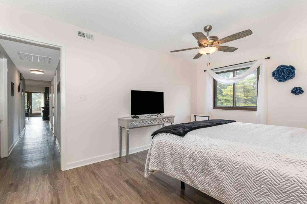 Large, Stunning Elvis Themed Condo,10 Min From Cvg Florence Exteriér fotografie